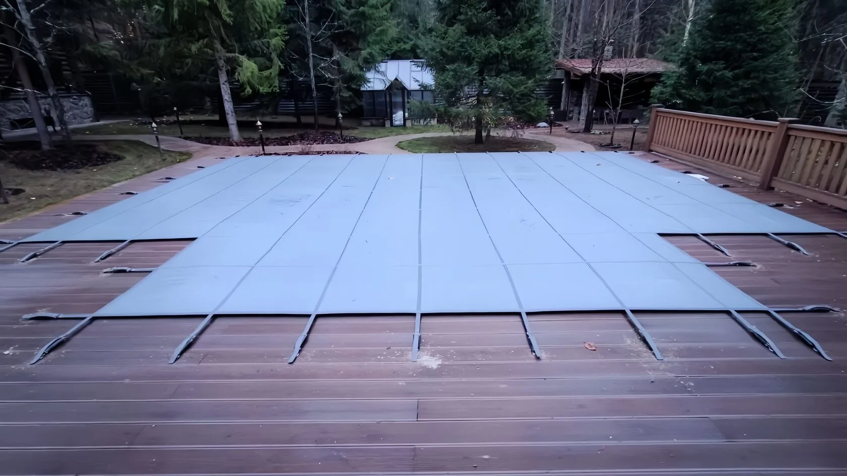 Покрывало для бассейна Laguna Cover Mesh в Подольске